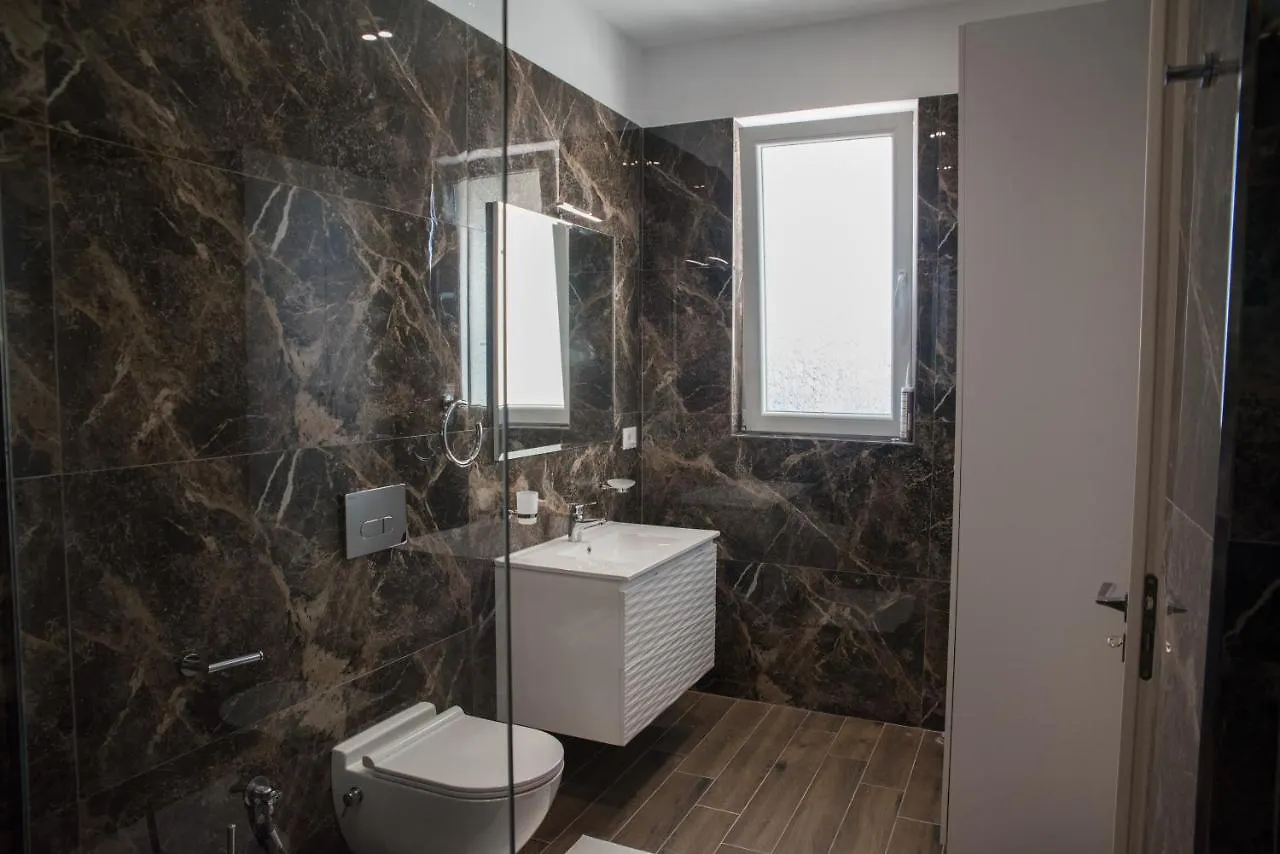 Appartamento Panda Apartament Korce