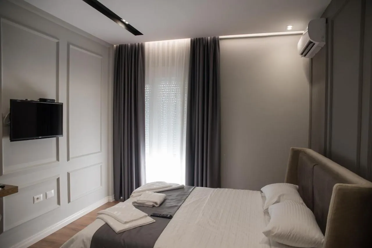 Panda Apartament Korce Appartamento