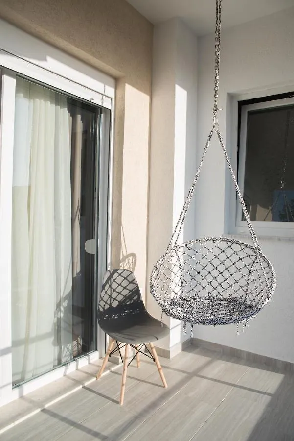 Panda Apartament Korce 0*,  Albania