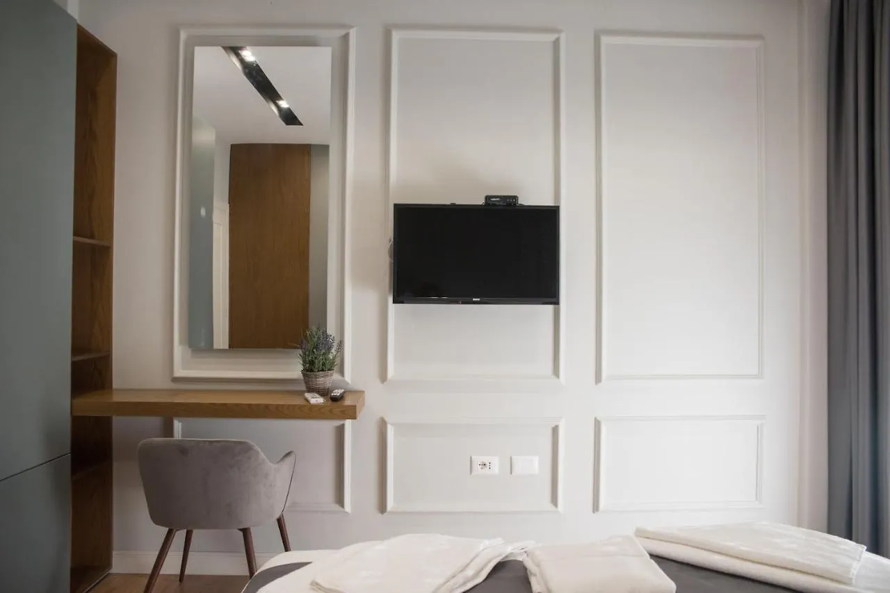 Panda Apartament Korce 0*,  Albania